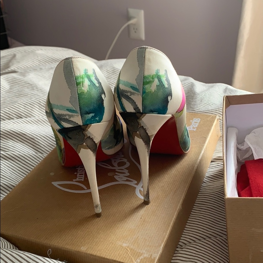 Christian Louboutin follies 100 - Picture 3 of 6